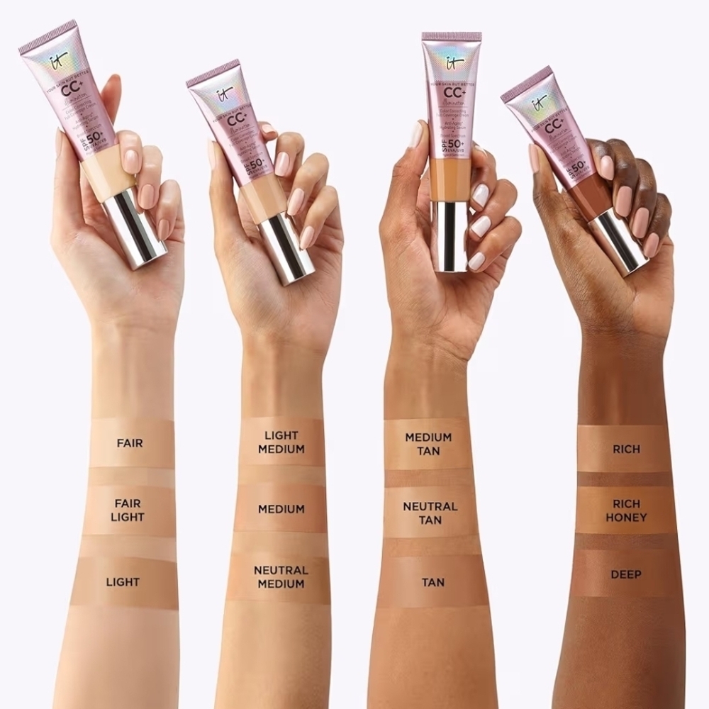 IT Cosmetics CC+ Illumination Daily Sunscreen Foundation SPF 50+ In 03 Light - Picture 2 of 16